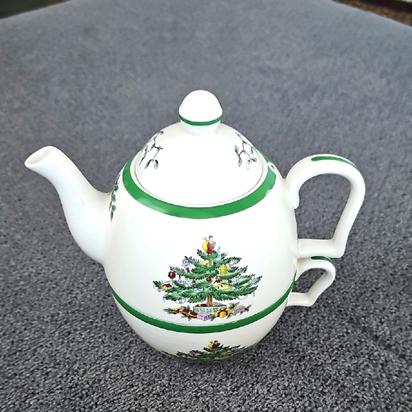 Spode Other - NWOT CHRISTMAS IN JULY Festive Christmas Tree Teapot